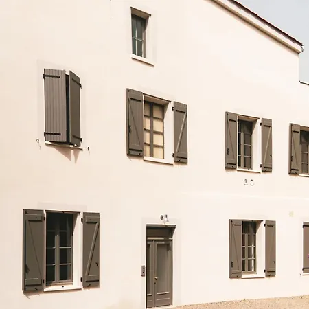 Апартаменты L'intime Saint Pierre - Paisible - Centre Тулуза